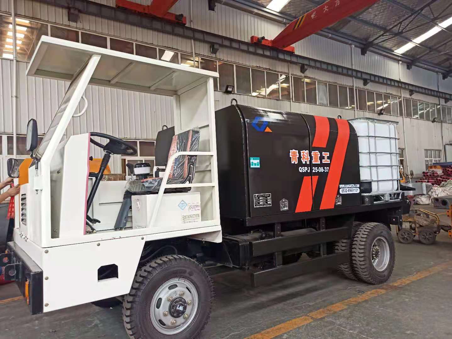 混凝土泵 青科重工 濕噴臺車